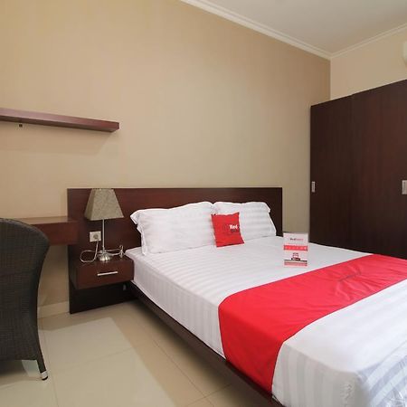 Reddoorz Plus Near Ambassador Mall จาการ์ตา ภายนอก รูปภาพ