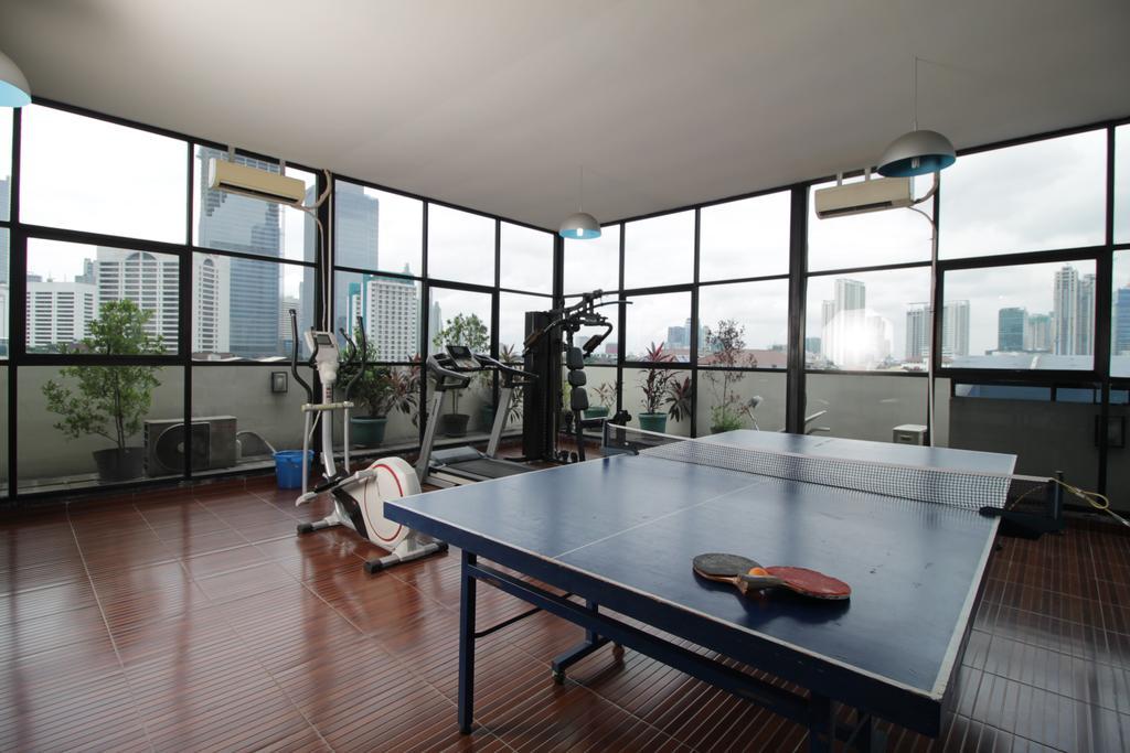 Reddoorz Plus Near Ambassador Mall จาการ์ตา ภายนอก รูปภาพ